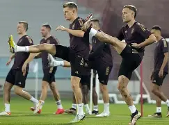 开云体育下载-西亚卡姆在德国队比赛中晋级转折点俄克拉荷马雷霆绝杀压哨，这一次真的今晚西汉姆备战欧超杯的简单介绍