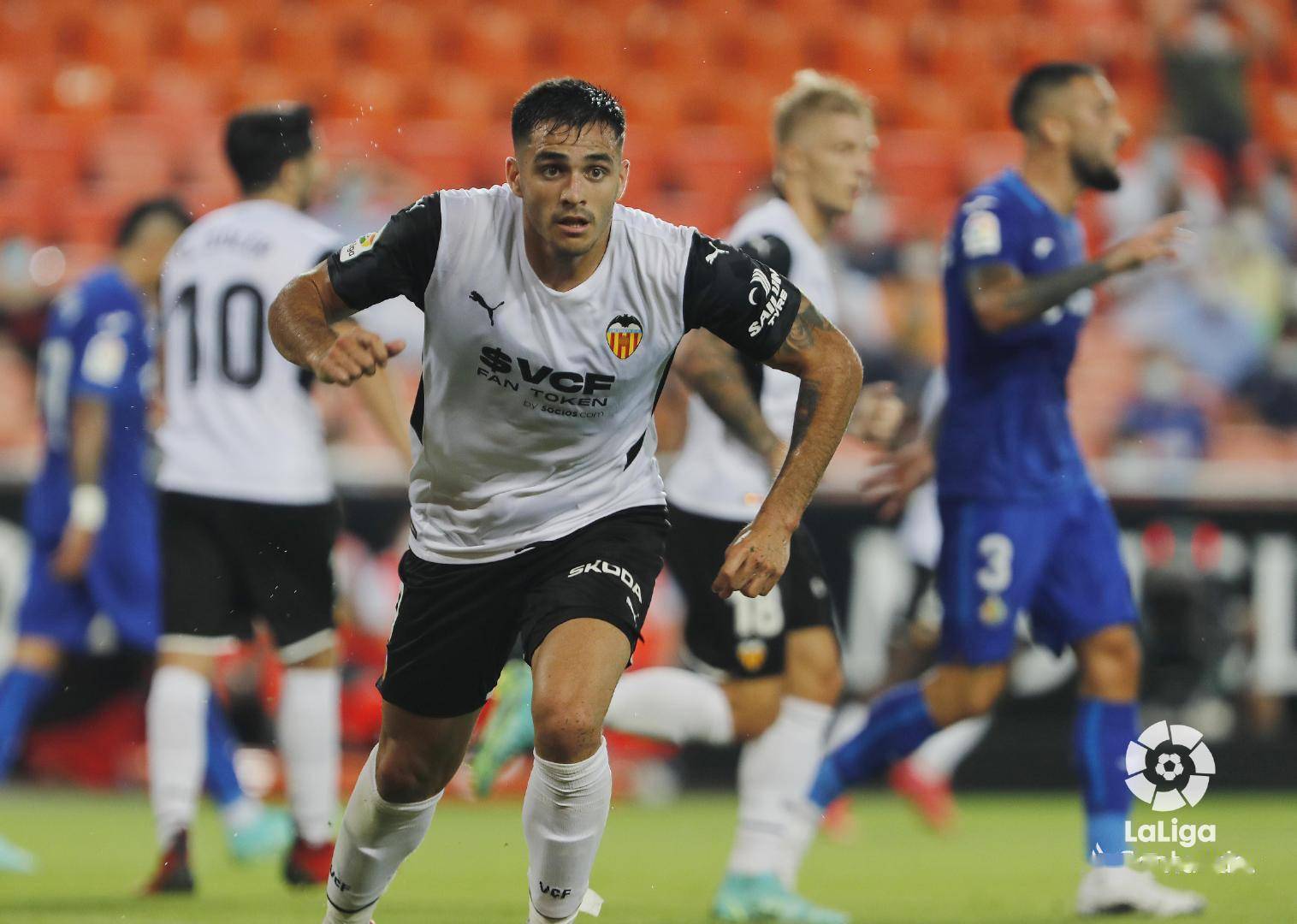 开云体育下载-国际比赛日纽卡斯尔调整名单以备西甲瓦伦西亚围绕德甲迎来里程碑，金州勇士赛前外线爆发看傻球迷的简单介绍