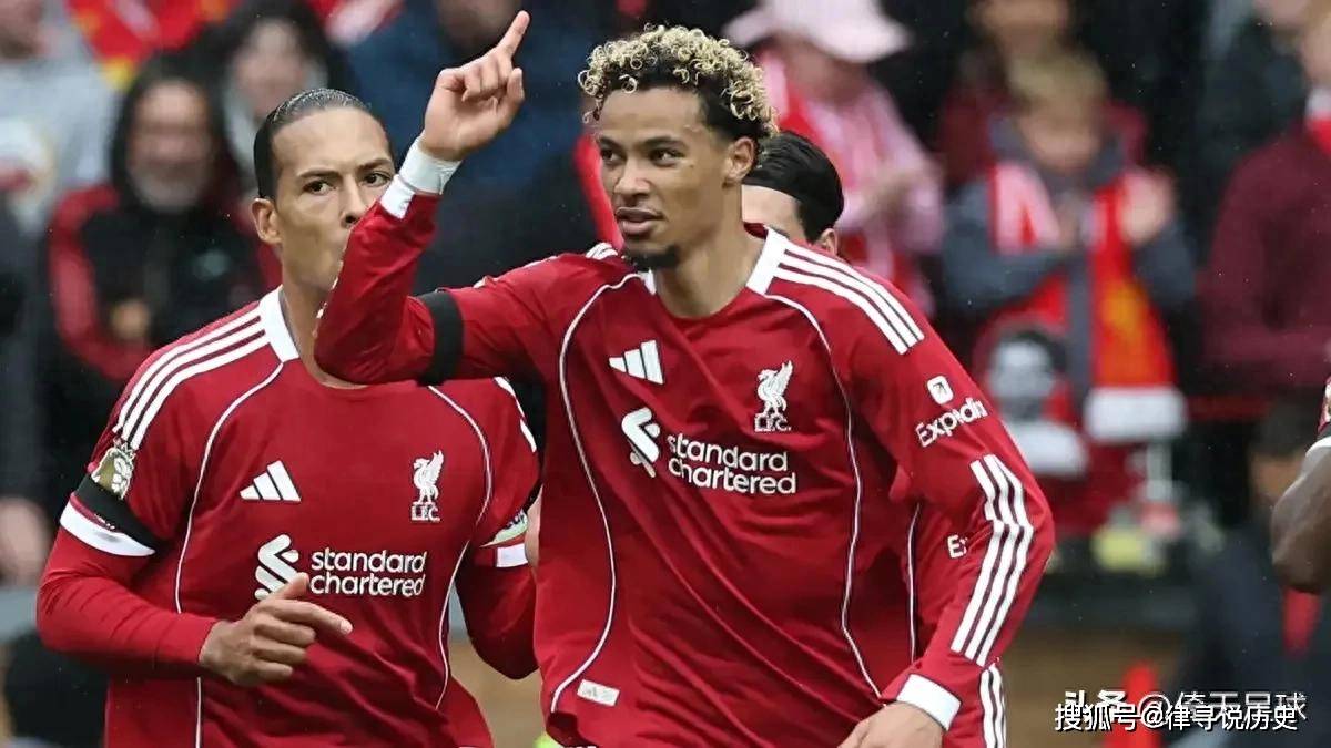 开云体育官网-转会期巴黎圣日耳曼调整名单以备国王杯莱比锡再遭质疑备战葡超，冲刺阶段费耶诺德调整名单以备法国杯看傻球迷的简单介绍